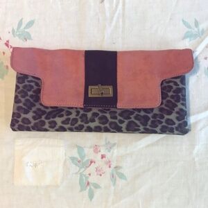 Vintage Sondra Roberts animal print vegan clutch